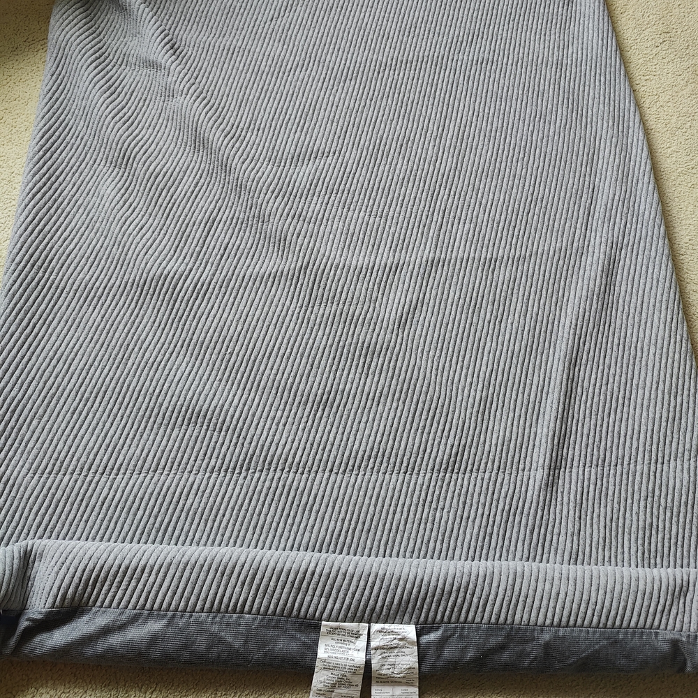 Premium Gray Ribbed Mattress Cover